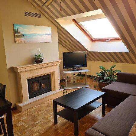 Ferienwohnung 106A Atico Con Garaje Y Chimenea Cerca De La Playa Gijón Exterior foto
